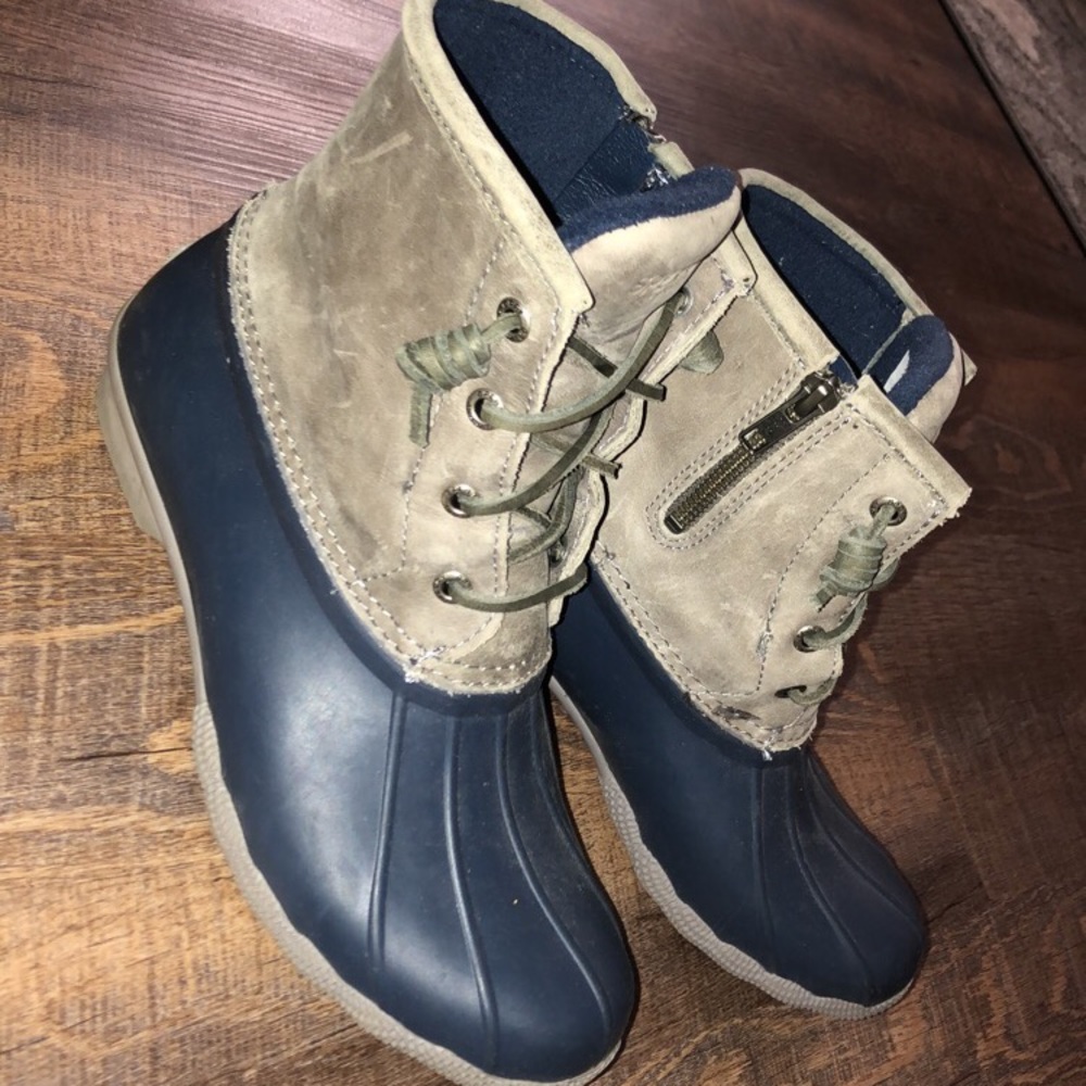 Sperry boots